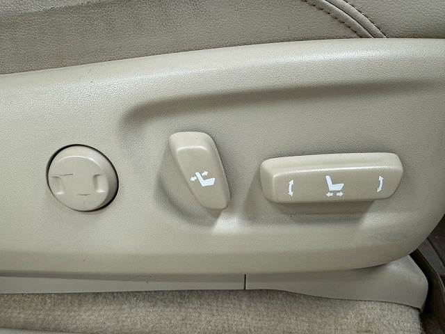 トヨタ&nbsp;ランドクルーザープラドの画像12