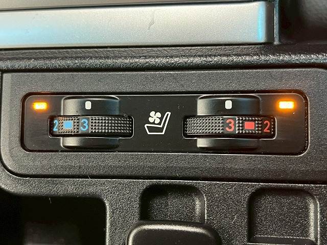 トヨタ ランドクルーザープラドの画像7