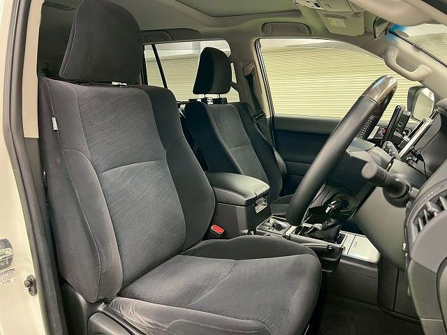 トヨタ&nbsp;ランドクルーザープラドの画像9