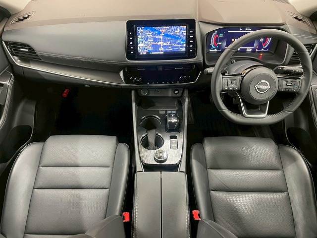 エクストレイルX e-4ORCE 内装他