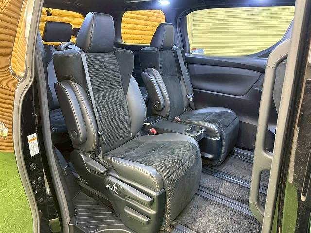 トヨタ&nbsp;アルファードの画像10