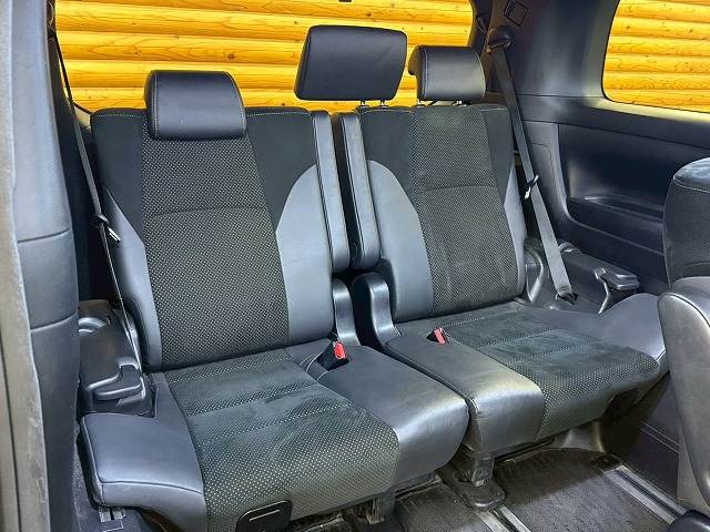 トヨタ&nbsp;アルファードの画像11