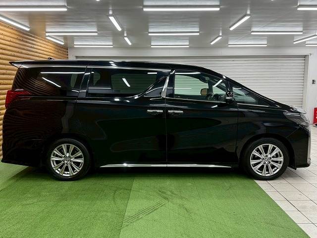 トヨタ&nbsp;アルファードの画像18