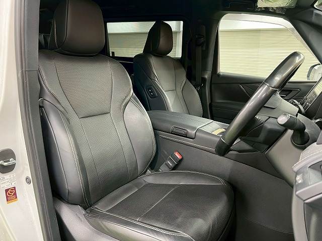 トヨタ&nbsp;アルファードハイブリッドの画像9