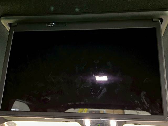 トヨタ ヴォクシーハイブリッドの画像7