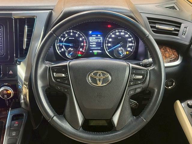 トヨタ&nbsp;アルファードの画像15