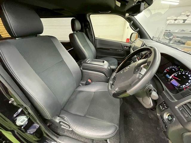 トヨタ&nbsp;ハイエースバンロングボディの画像9