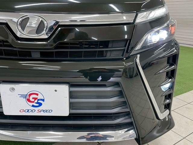 トヨタ ヴォクシーの画像12