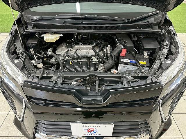 トヨタ ヴォクシーの画像16