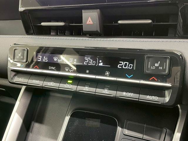 トヨタ&nbsp;ヴォクシーの画像14