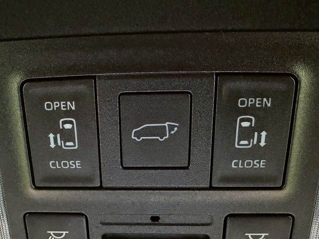 トヨタ&nbsp;ヴォクシーの画像7