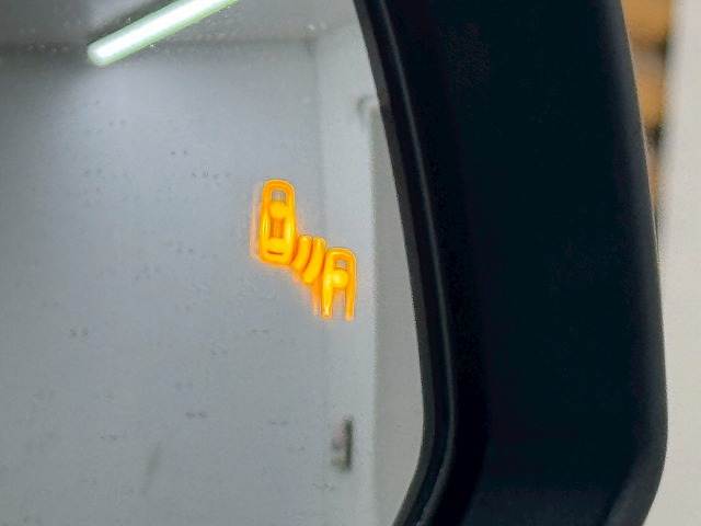 トヨタ&nbsp;ヴォクシーの画像8