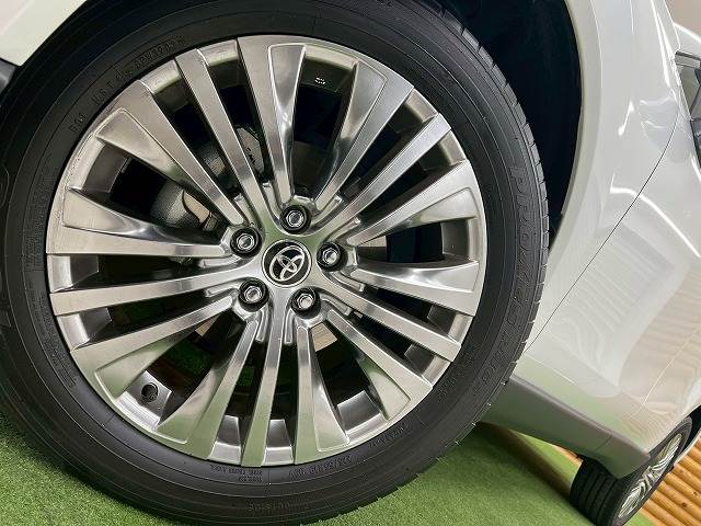 トヨタ ハリアーハイブリッドの画像12