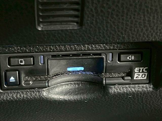 トヨタ&nbsp;ヴォクシーの画像16