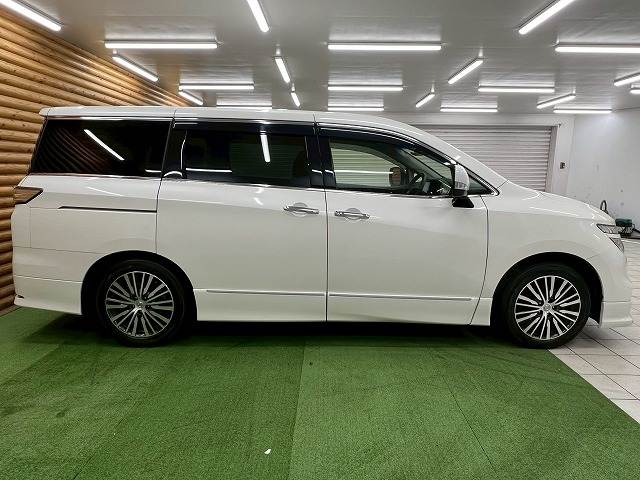 日産&nbsp;エルグランドの画像15