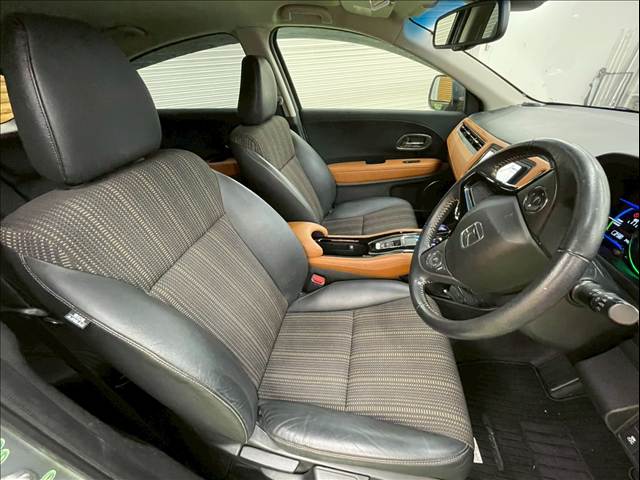 ホンダ ヴェゼルハイブリッドの画像6