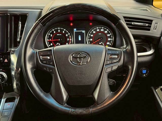 トヨタ&nbsp;アルファードの画像15