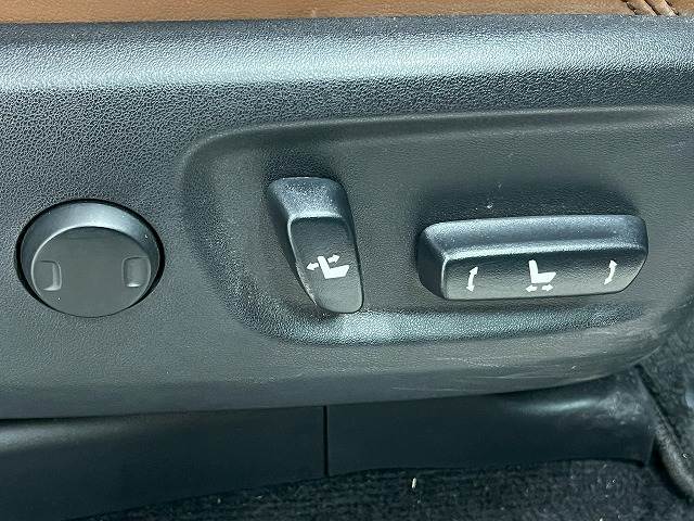 トヨタ&nbsp;ランドクルーザープラドの画像14