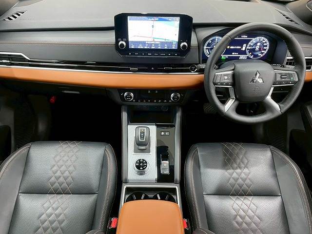 三菱&nbsp;アウトランダーPHEVの画像3