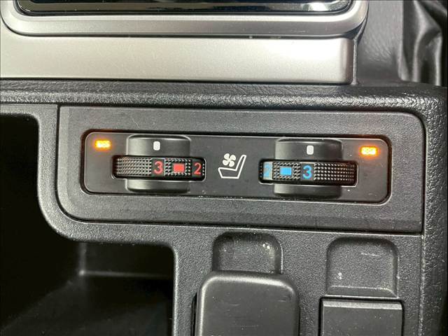 トヨタ&nbsp;ランドクルーザープラドの画像7