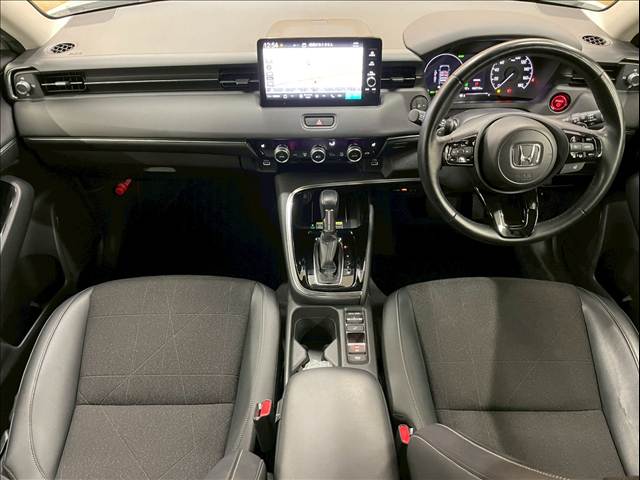 ホンダ ヴェゼルハイブリッドの画像3