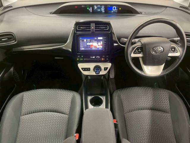 プリウスS 内装他