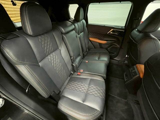 三菱 アウトランダーPHEVの画像10