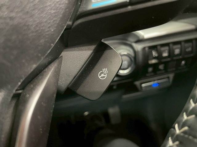 スバル フォレスターの画像13