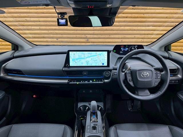 トヨタ&nbsp;プリウスの画像3