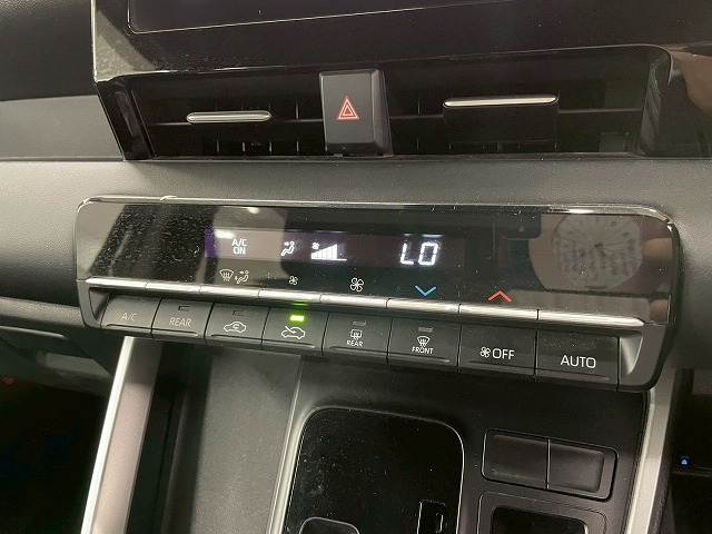 トヨタ ヴォクシーの画像14