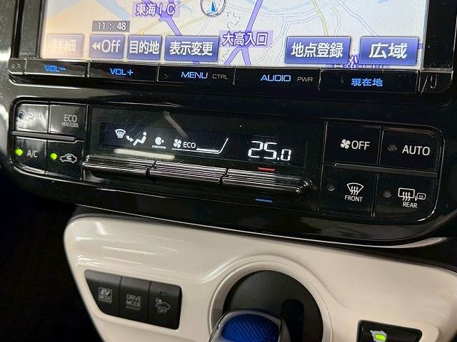 トヨタ プリウスの画像13