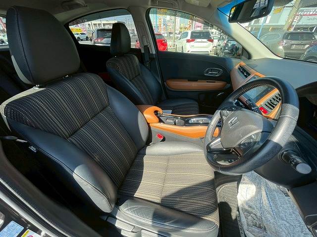 ホンダ&nbsp;ヴェゼルハイブリッドの画像9