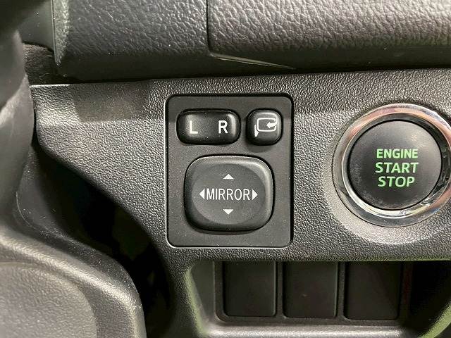 ハイエースバンロングボディスーパーGL ダークプライム 内装他