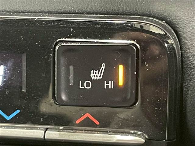 トヨタ ヴォクシーの画像8