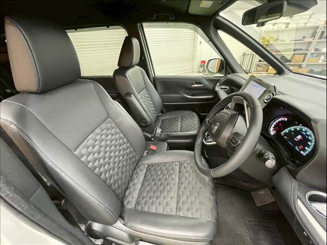 トヨタ ヴォクシーの画像9