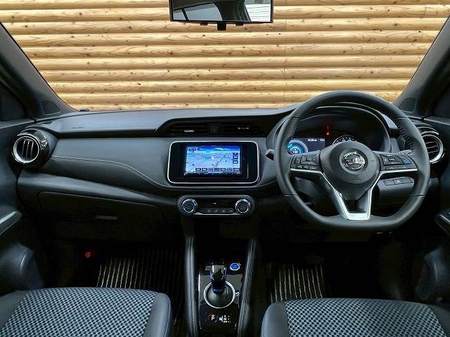 キックスX 内装他