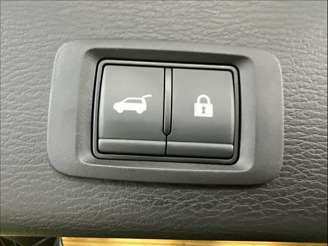 三菱&nbsp;アウトランダーPHEVの画像6