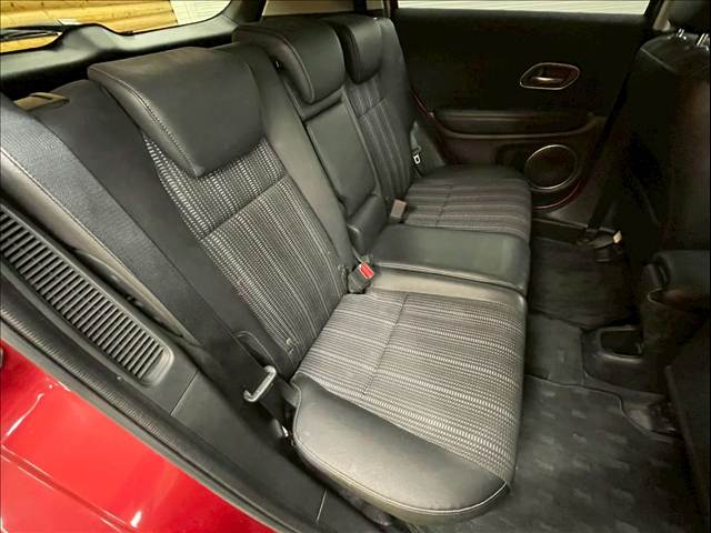 ホンダ ヴェゼルハイブリッドの画像7