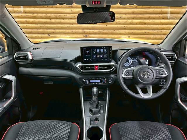 ライズZ 内装他