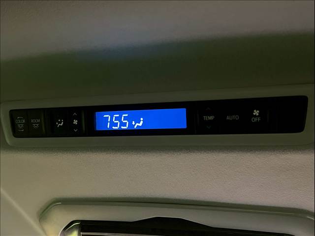 トヨタ&nbsp;ヴェルファイアの画像8