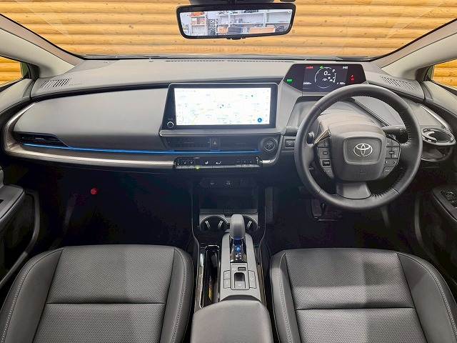 プリウスZ 内装他