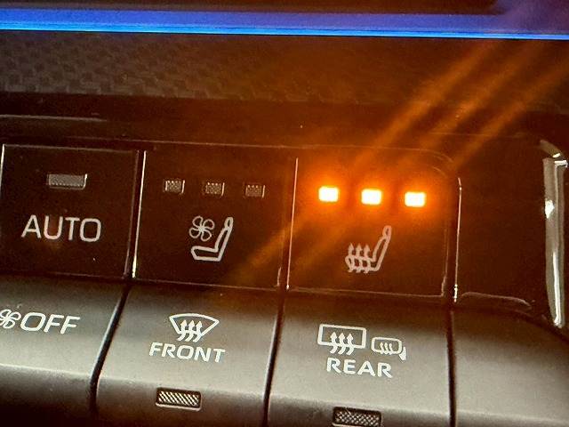 トヨタ&nbsp;プリウスの画像12