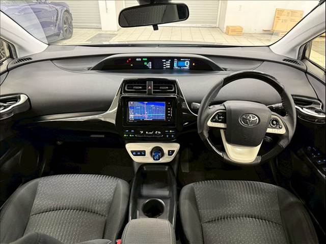 トヨタ プリウスの画像3