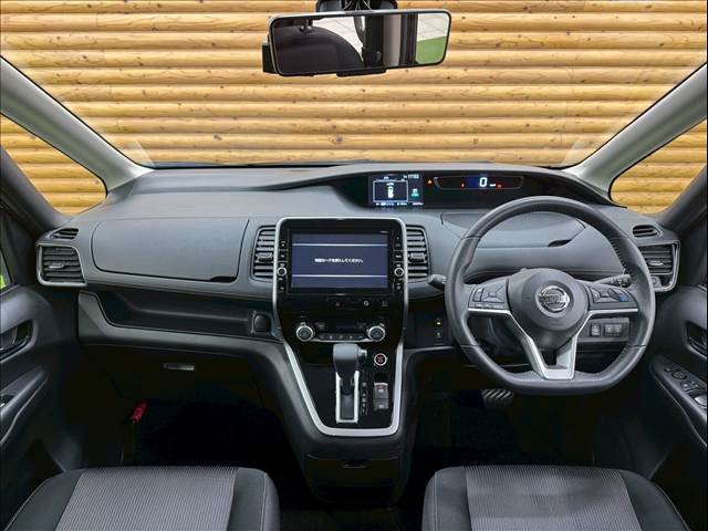 日産&nbsp;セレナの画像3