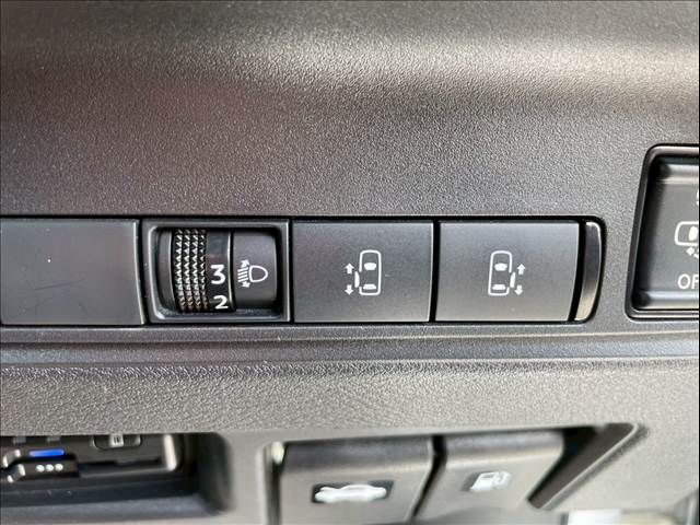 日産&nbsp;セレナの画像8