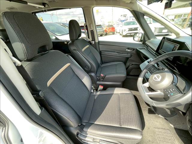 日産&nbsp;セレナの画像9