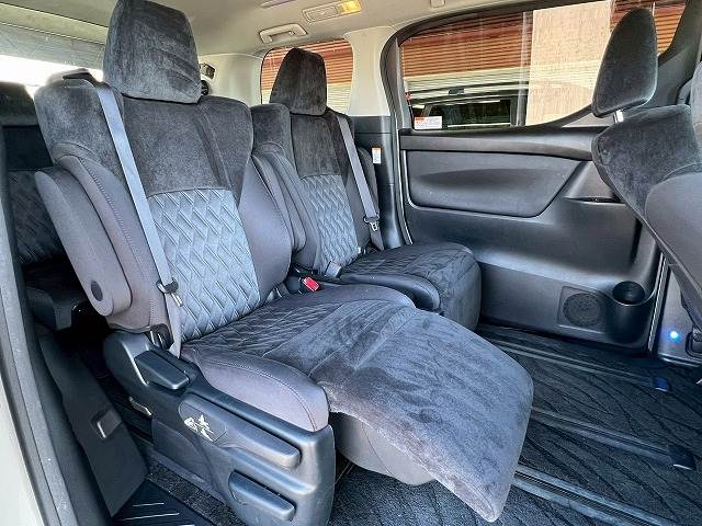 トヨタ&nbsp;ヴェルファイアの画像9