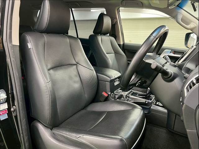 トヨタ&nbsp;ランドクルーザープラドの画像7