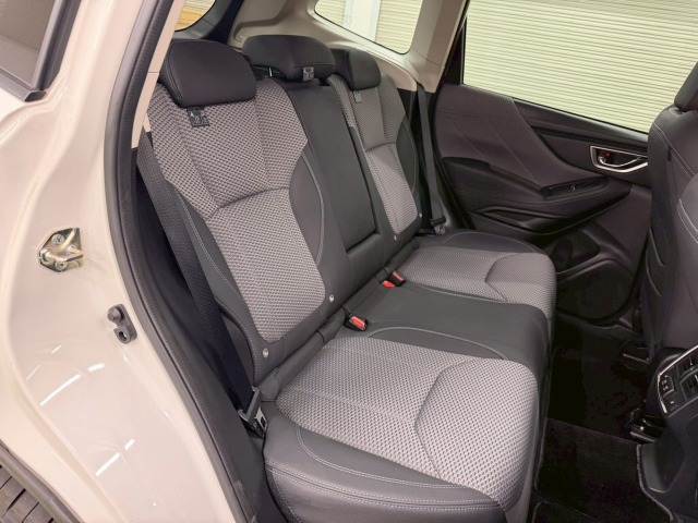 スバル フォレスターの画像10