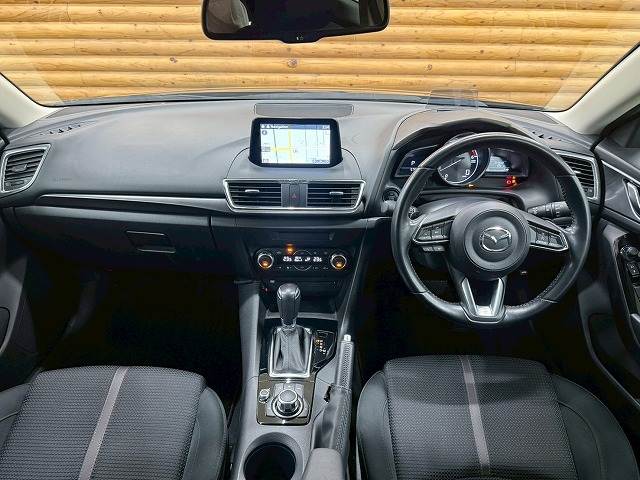 マツダ&nbsp;アクセラスポーツの画像3